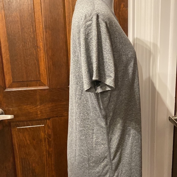 Eddie Bauer gray V-neck athletic shirt NWT - Picture 6 of 14